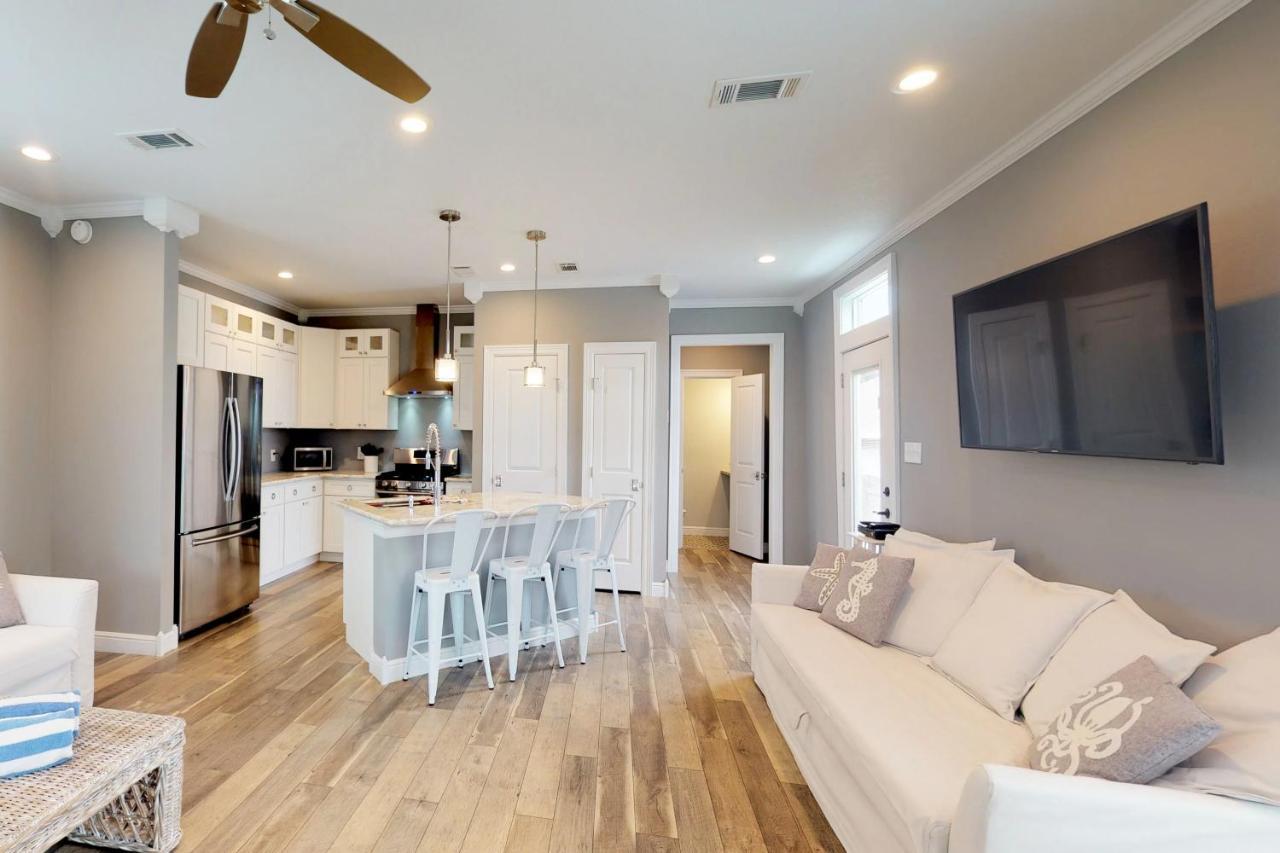 The Breezy Bungalow Γκάλβεστον Εξωτερικό φωτογραφία